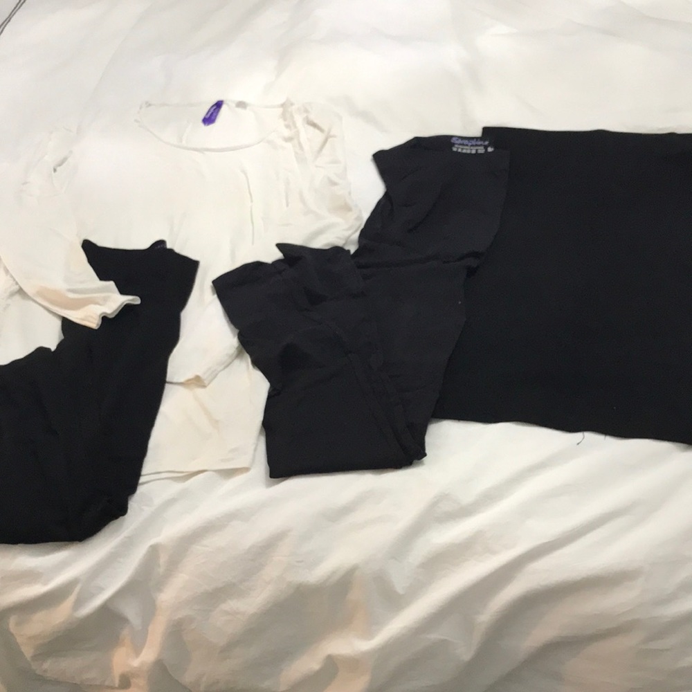 Seraphine maternity: 2 leggings, 1 skirt, 1 top